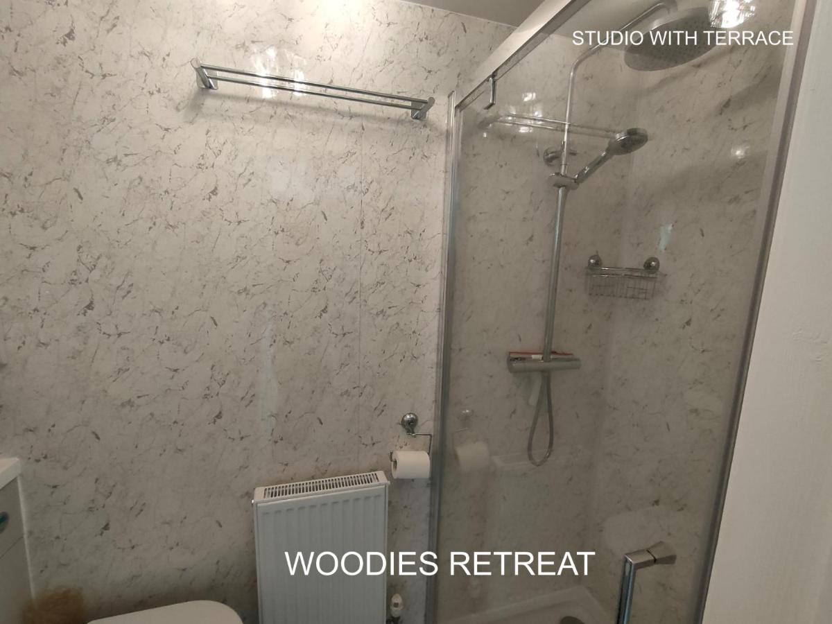 Woodies Peasmarsh Exteriör bild